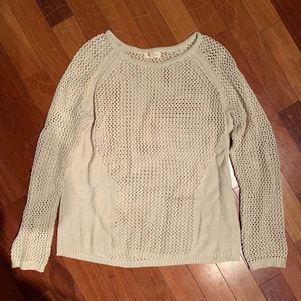 Mesh style sweater